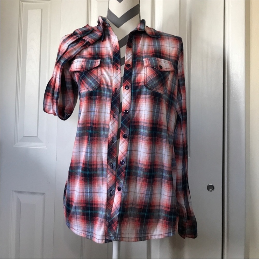 Plaid Top - Picture 3 of 6